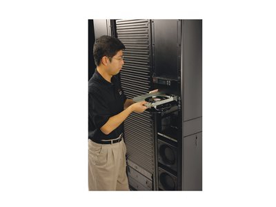 APC Advantage Ultra Service Plan - Contrat de maintenance prolongé - pièces et main d'oeuvre (pour unité de refroidissement de 600 mm de largeur) - 1 année - sur site - pour P/N: ERC601DD1CPS, ERC601DD1HPS, ERC601DS1CGS